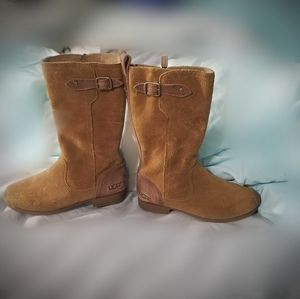 Girls ugg boots